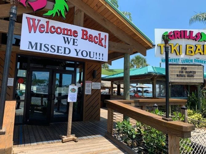 民間企業主導の計画に沿って、フロリダ州の観光施設も順次再開