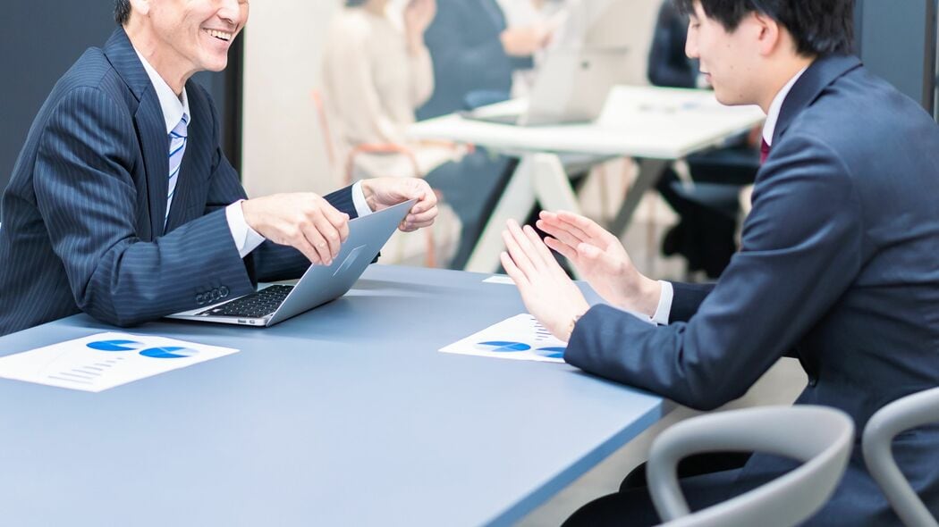 上司の｢オヤジギャグ｣を笑って流す人は仕事ができない…一流が"冗談"から読み取る"隠れた怖い本音"