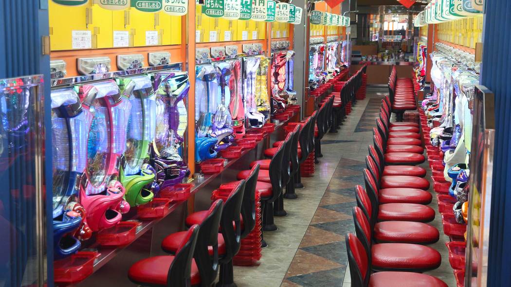 パチンコ業界への天下りは非公式に続いている…ギャンブルを黙認し続ける"警察幹部のあり得ない見解" 関連団体の幹部はほとんどが警察OBで占められている