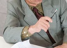 女性の妊娠・出産を阻む“粘土層管理職”とは