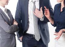 同僚・部下との会話は、「自分の感情」を表に出すな