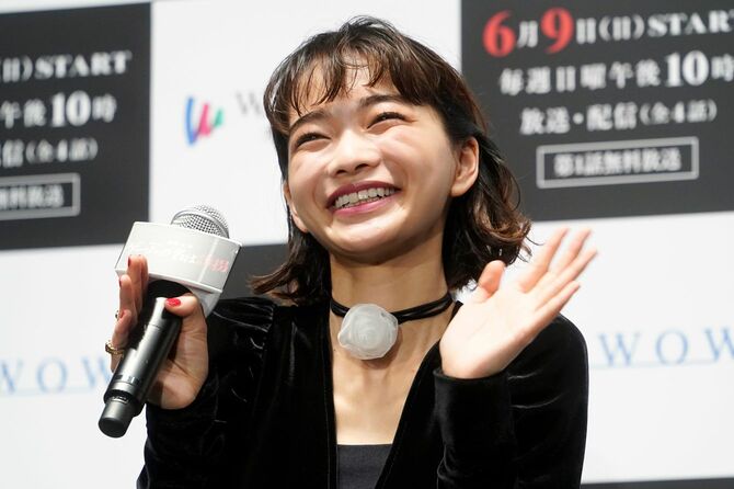 WOWOWの連続ドラマ「ゲームの名は誘拐」の完成披露試写会に登壇した見上愛さん(東京都江東区のユナイテッドシネマ豊洲)