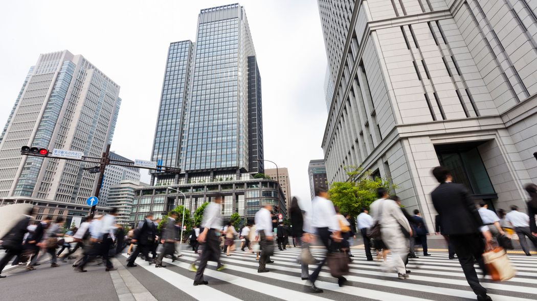 なぜ｢外資コンサル｣も｢商社マン｣も不幸そうなのか…マウンティングには敗北しかない確率論的理由 なぜゴリラは｢マウンティング行動｣をとらないのか