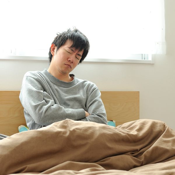 仰向ける