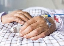 71歳医師"75歳を過ぎたら保険証は不要"