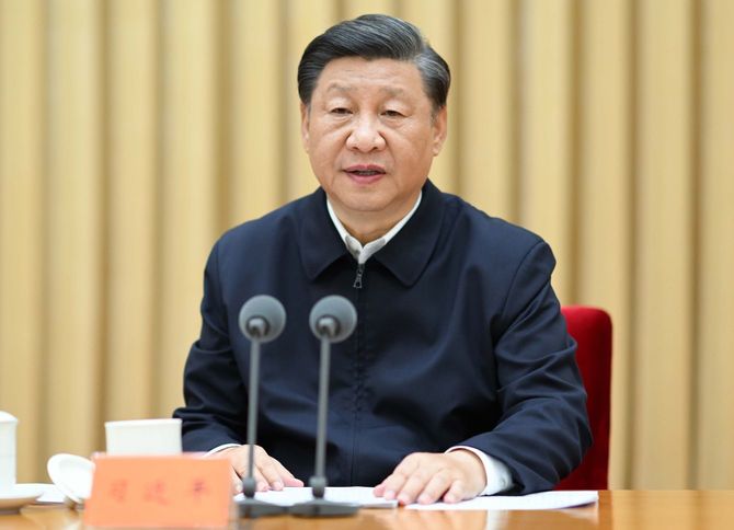 中国北京市で2022年7月26、27両日、省部級の主要指導幹部対象の「習近平総書記の重要演説の精神を学び、中国共産党第20回全国代表大会を迎える」特別研修班が開かれ、習近平中国共産党中央委員会総書記・国家主席・中央軍事委員会主席が開講式で重要演説を行った