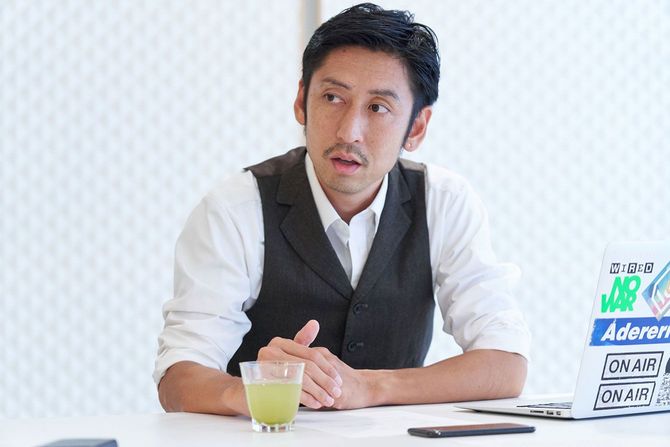 貝印　マーケティング本部の齊藤淳一さん。