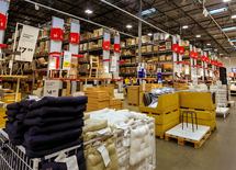 なぜイケアは中途半端な田舎町を選ぶのか