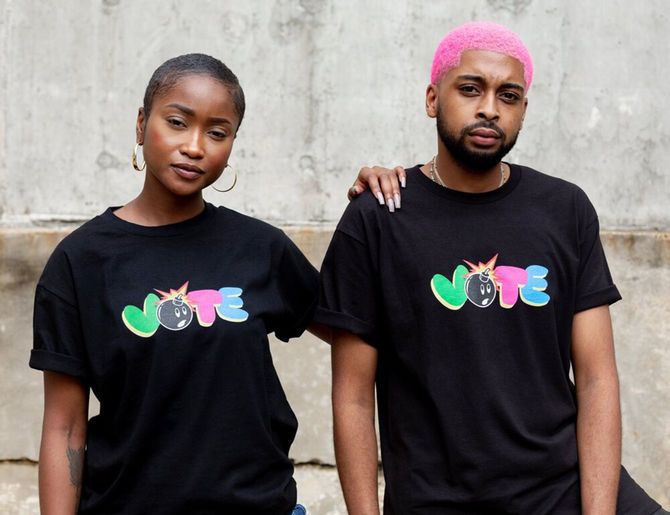 VOTE4EVERMERCHが販売するTシャツ