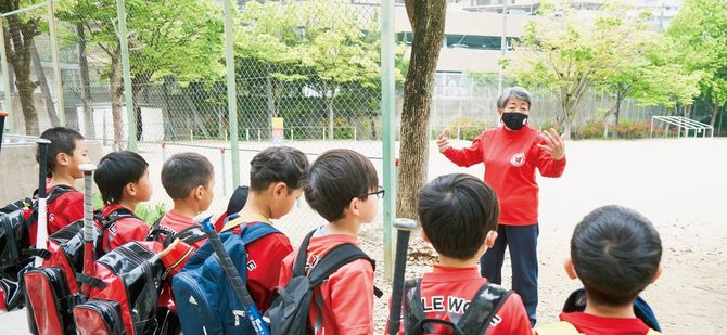 少年野球チーム「山田西リトルウルフ」をまとめる82歳の“おばちゃん”が、親たちに伝える言葉