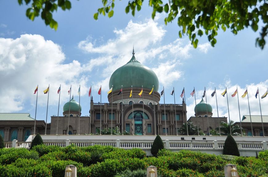 マレーシアの計画都市と連邦行政の中心地・プトラジャヤ