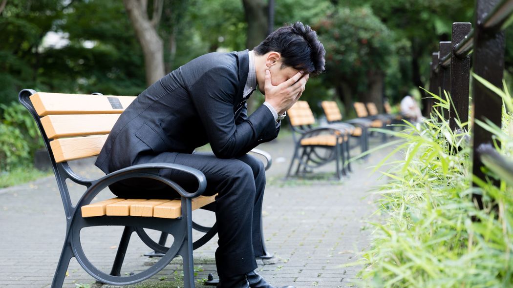 イクメンは左遷の対象でしかない…トップ営業マンだった30代男性が直面した"育休パワハラ"という現実 違法にならないように､巧みに社内評価を下げられた