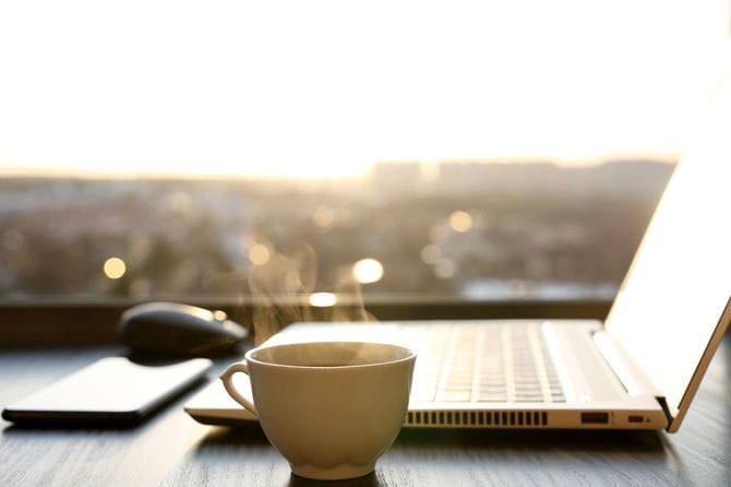 居心地の良い職場から見る日没