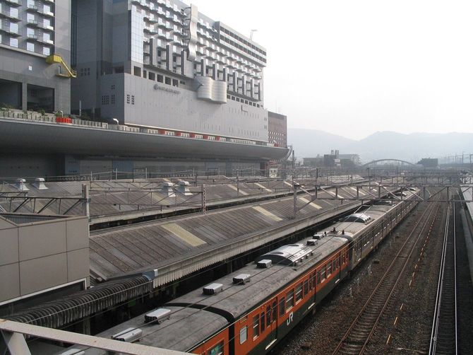 かぼちゃ電車が現役だったころの京都駅
