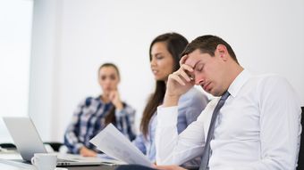 ｢会議中にどうしても意識が飛ぶ人｣は睡眠障害かもしれない