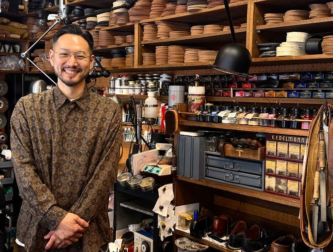 2011年より2代目店主となった村上塁さん
