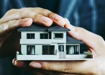 日本はいつまで"寒い家"を押し付けるのか