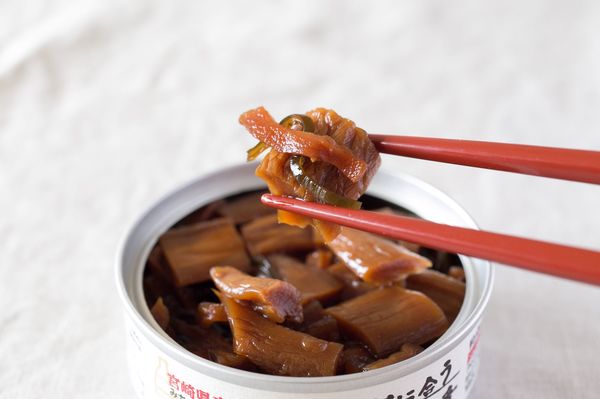 割干し大根に宮崎の甘い醤油が染み込んでいる