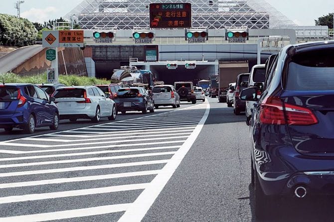 アクアライン浮島JCTの合流部分は大渋滞になりやすい