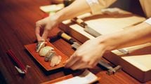だから食べ進めるうちに｢何かが違う｣と感じる…高級寿司屋が世界中のセレブを惹きつけ続ける理由