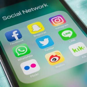 セクハラ認定されるlineスタンプの条件 もはや 冗談 では済まされない President Online プレジデントオンライン