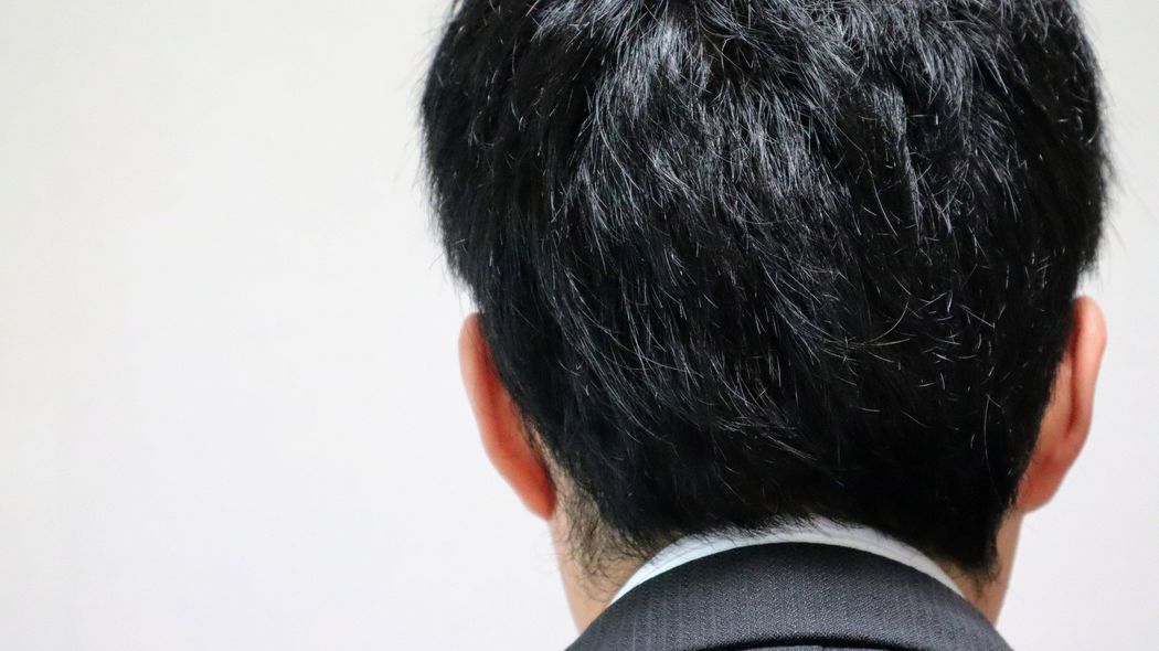 ｢清潔感のない男性｣ほどこの髪形をしている…｢初対面で一発アウト｣な男性のヘアスタイル3選