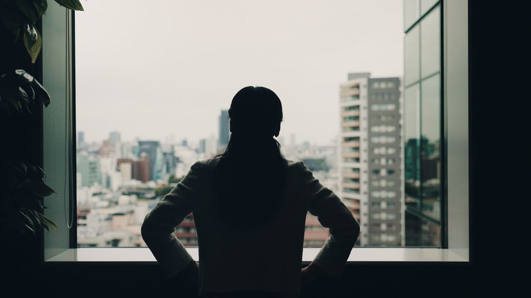 正社員比率が低く40歳を過ぎても年収が低いまま…企業が初任給アップばかりで氷河期世代を冷遇し続けるワケ 企業に足元をみられ待遇改善は期待できない