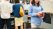 1つ100円のトマトとキュウリを手元の100円で両方手に入れるには…橘玲の｢お金に困らない子を育てるレッスン」