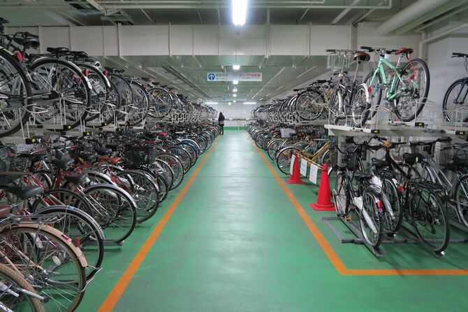 京都市の中心エリアにできた御射山自転車等駐輪場