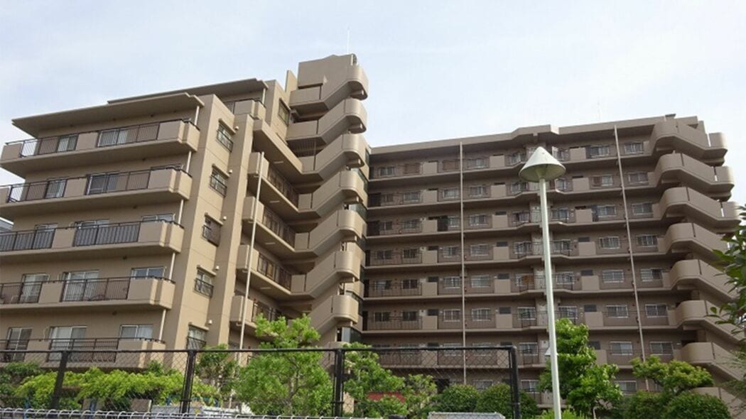 こんなマンション管理組合では弱すぎる…外壁崩落､漏水トラブルで露呈｢プロが"最悪"という住民のパターン｣ 管理会社から｢いいカモ｣にされてしまう