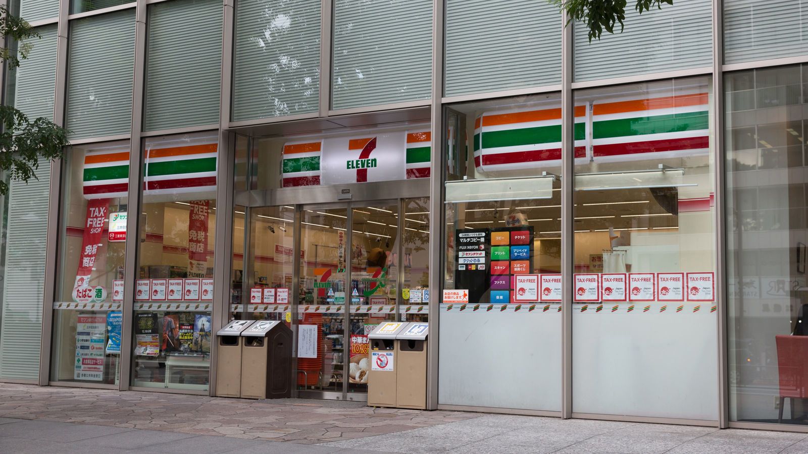 コンビニは1店舗当たり何人の客が必要なのか マーケティングの｢センス｣を磨く