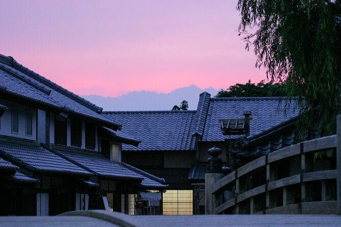 日本家屋が連なる風景