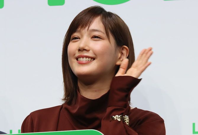 「LINEモバイル」記者発表会に出席した女優の本田翼さん＝2020年2月10日、東京都