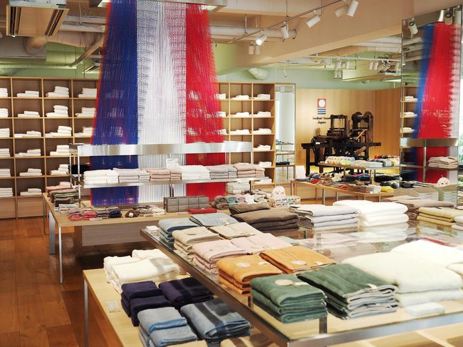 愛媛県今治市にある今治タオル本店