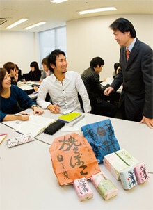 <strong>野口智雄</strong>●早稲田大学大学院社会科学研究科教授。1984年、一橋大学大学院博士課程単位修得。94年から現職。昨年3月まで2年間、客員研究員としてスタンフォード大学経済学部で研究を行う。主著に『マーケティングの先端知識』(日本経済新聞社)。