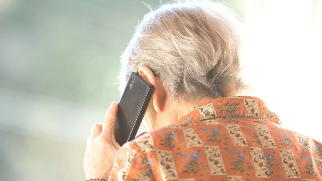 ｢何しに来た?｣自ら呼んだ救急隊を蹴り…それでも老母を精神病院に入れたくなかった息子を変えた悲しき事件 施設玄関に立ち､｢ここは地獄です!拘束ホームです!｣