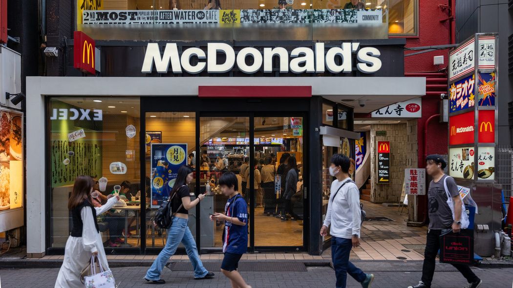 ｢バイトの声は無視｣でポケカを転売ヤーに差し出す…ハッピーセットでまた大炎上､マクドナルドの致命的欠陥 ｢悪しき外資系企業の典型例｣になっている