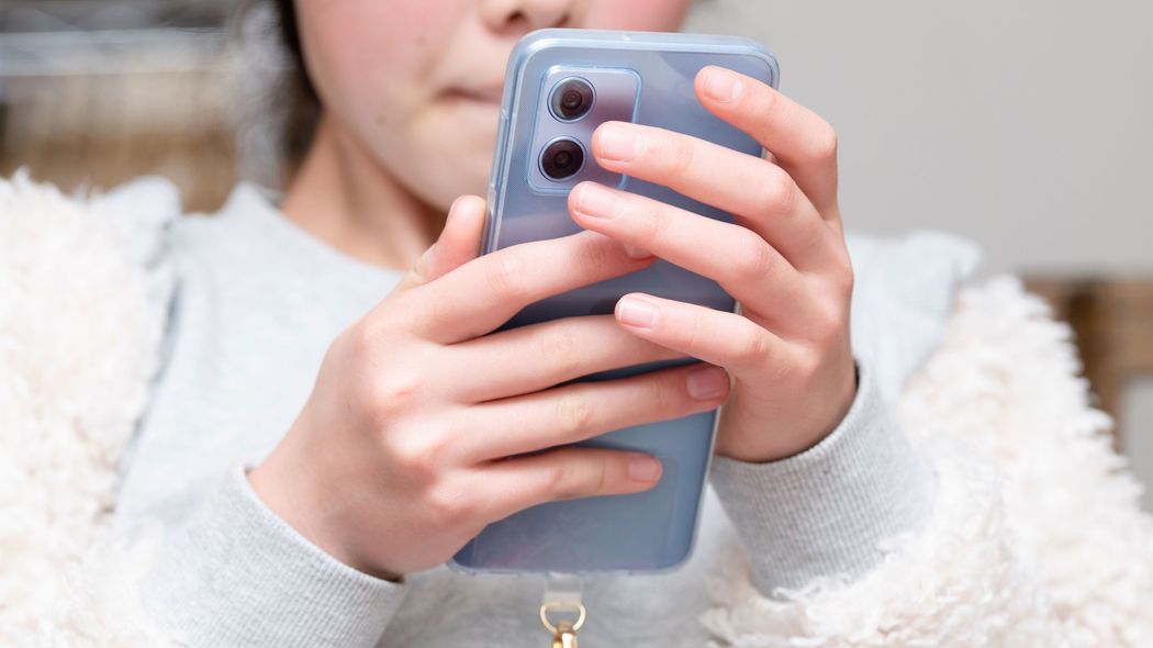 10代女性｢家族より友達よりチャッピー｣…阿部慎之助逮捕を招いたChatGPTが悩む10代を｢通報｣へ誘導するワケ