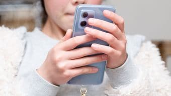 10代女性｢家族より友達よりチャッピー｣…阿部慎之助逮捕を招いたChatGPTが悩む10代を｢通報｣へ誘導するワケ