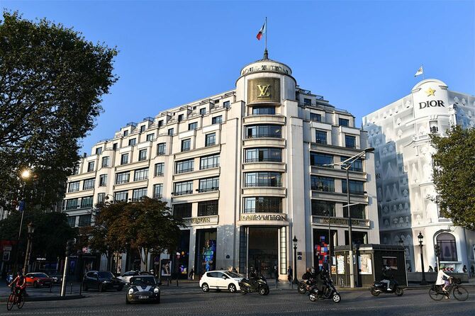 ルイ・ヴィトンの旗艦店、パリ、フランス