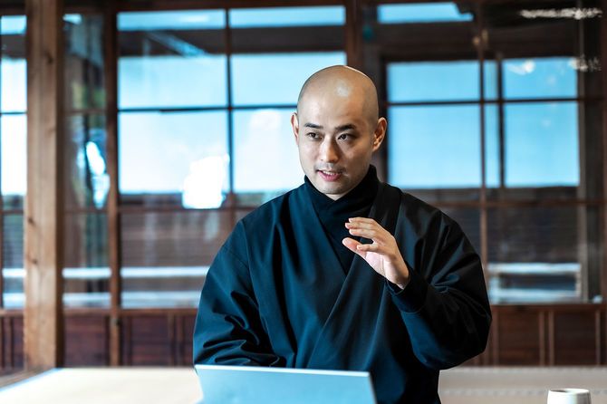 お寺の世界にも理不尽はあるという