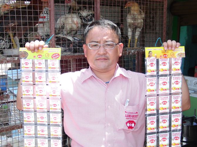 チェンナイ市内の鶏屋で濵野勝男氏