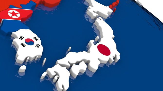 日本と周辺の地図(国旗付き)