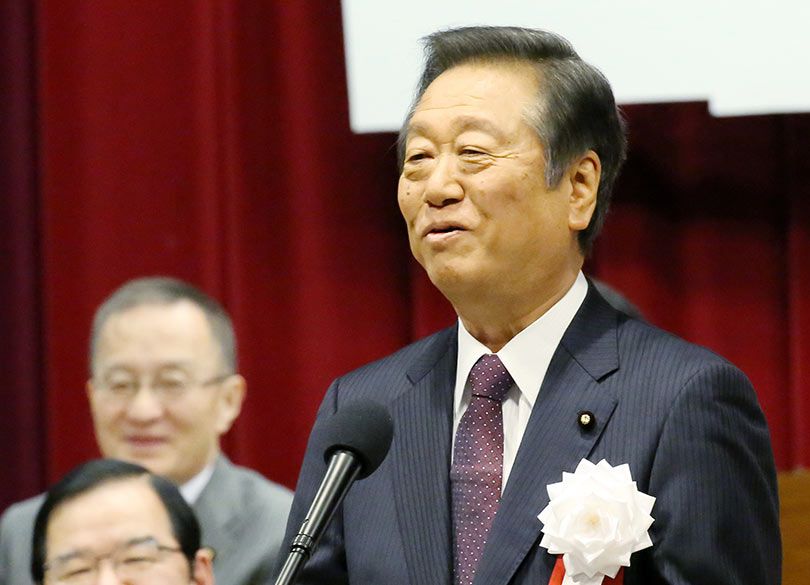 老いた豪腕小沢氏が描く 小池総理 の夢 75歳が最後に狙う 2段階論 President Online プレジデントオンライン 老いた豪腕小沢氏が描く 小池総理 の夢 75歳が最後に狙う 2段階論 President Online プレジデントオンライン