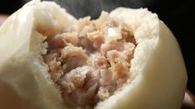 ｢新幹線豚まん論争｣の炎上で"トク"する人がいる…｢子どもより大人のX規制が必要｣大学教授が警告する理由