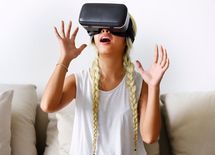 よそ見をダメ出しする「VR」英会話体験記