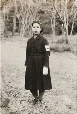 80年前、看護師になったばかりの10代の池田さん。
