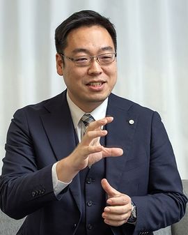 前島健司（まえじま・けんじ）