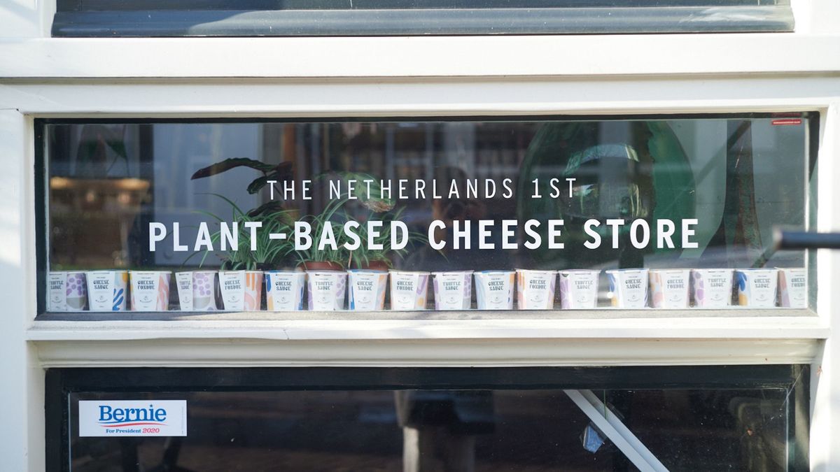 チーズ大国のオランダで｢急速な牛乳離れ｣が起きている意外な理由 - なぜ牛乳より｢オーツミルク｣なのか