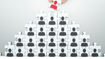 後継者不足で悩む会社が学ぶべき｢戦国武将の相続｣術